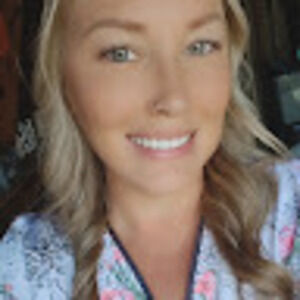 Meet your Posher, Kelli